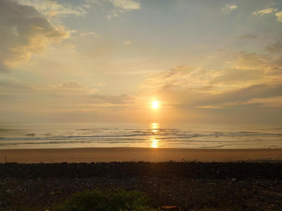 Chivarin Resorts Malvan Bagian luar foto
